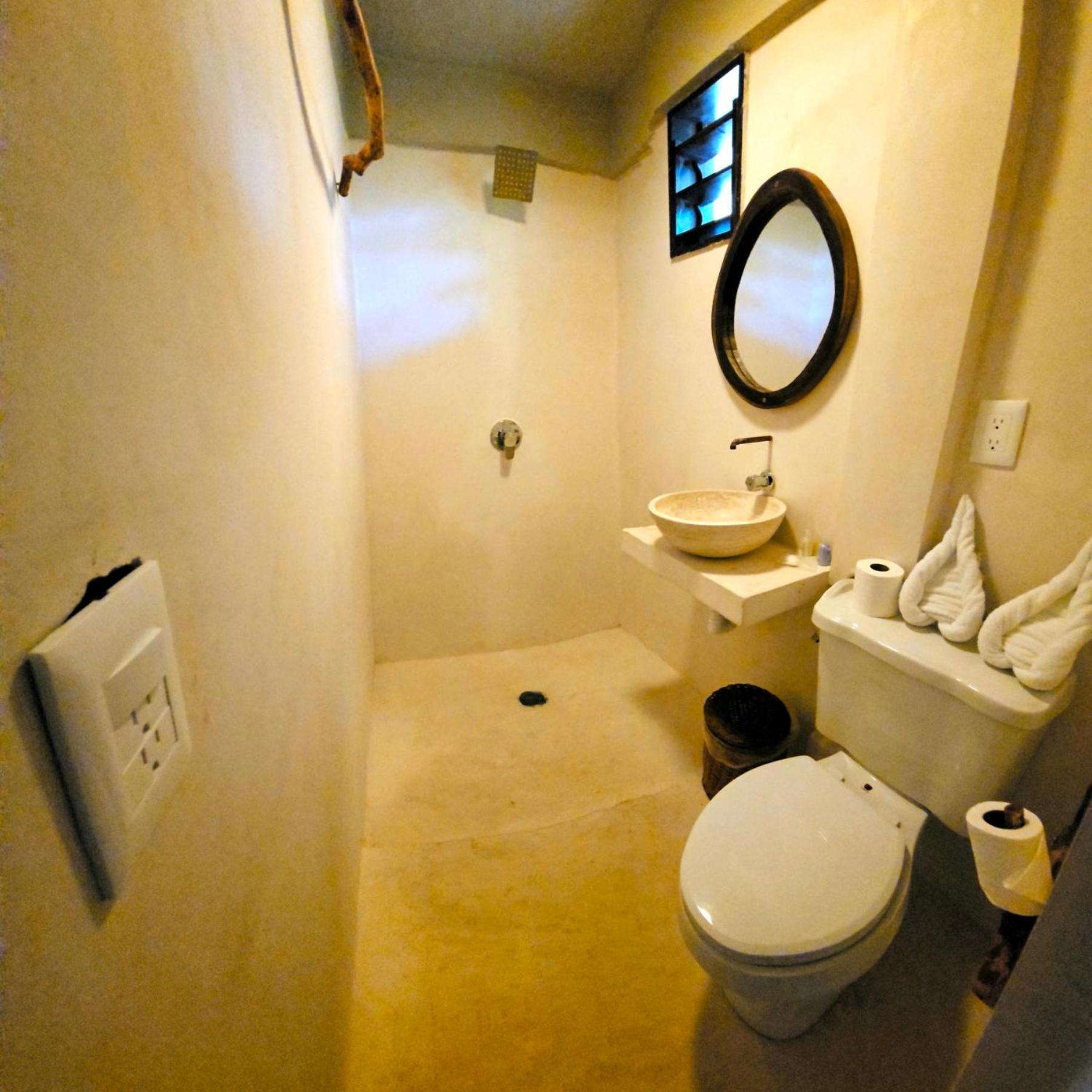 Cabanas Playa Condesa 툴룸 외부 사진